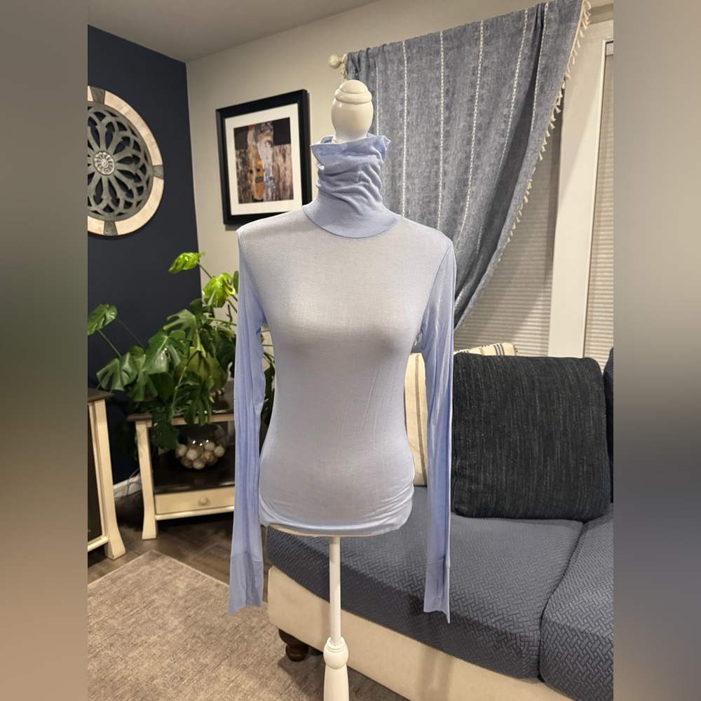 Marcella Blue Thumb-Sleeve Turtleneck Top (Size Small)